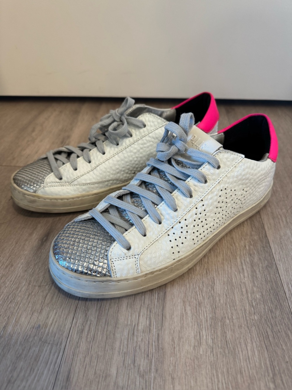 P448 John Peakary sneakers